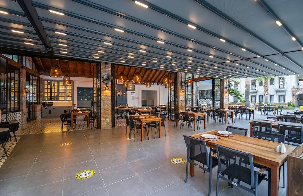 Majestic Hotel Oludeniz 3*,